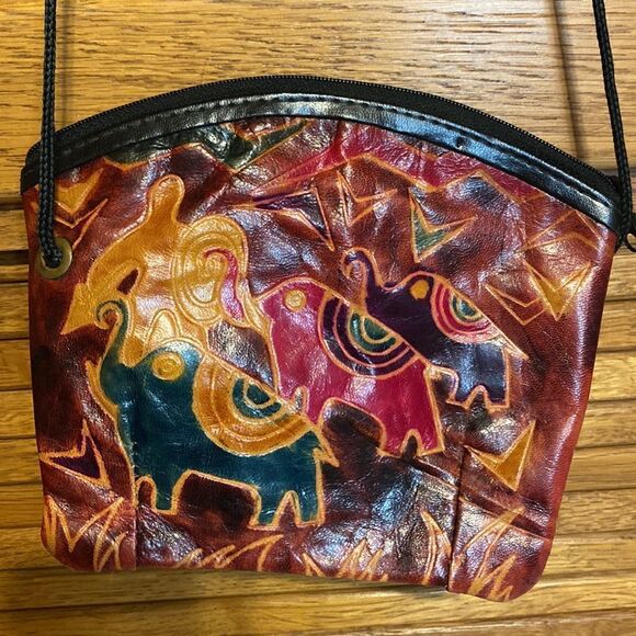Vintage Leather Elephant crossbody Bag - Picture 1 of 4